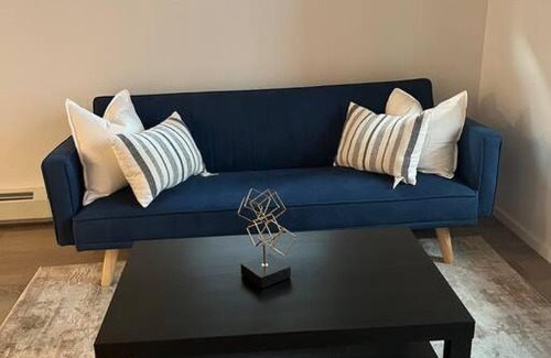 Bridgeland Apartamento | Lovely 2 bedrooms in bridgeland