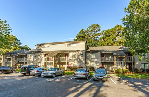 Harbison Condominio | Lovely 2 BR Condo with Adventure & Shopping Near!