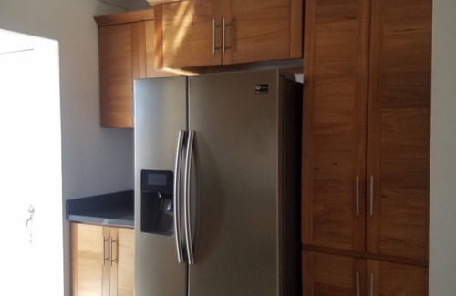 San Pedro de Macoris Apartamento | Lovely 2-bedroom apartment with private parking