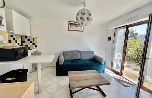 Villers-sur-Mer Apartamento | Lovely 2-room garden apartment 50 metres from the sea