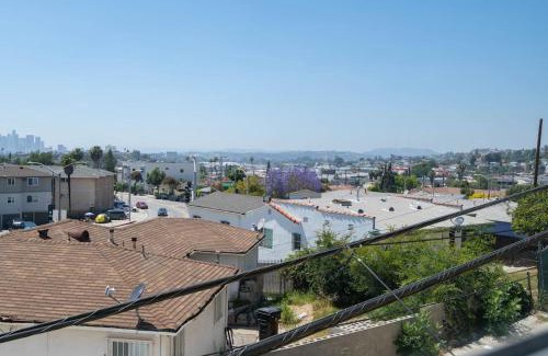 Los Angeles Apartamento | Lovely 2bedroom condo with free parking on premise