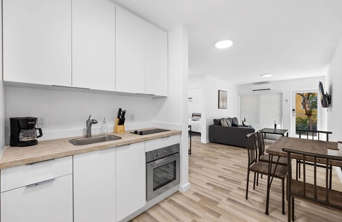 East Little Havana Apartamento | Lovely 2BR, 10min Downtown.