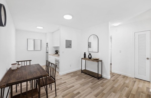 East Little Havana Apartamento | Lovely 2BR, 10min Downtown.