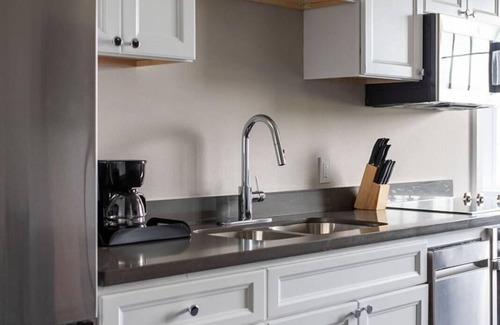 New Orleans Hotel | Lovely 2BR Near New Orleans’ Historic French Market