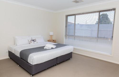 Wagga Wagga Casa | Lovely 3 Bed, 2 Bath in the City Centre