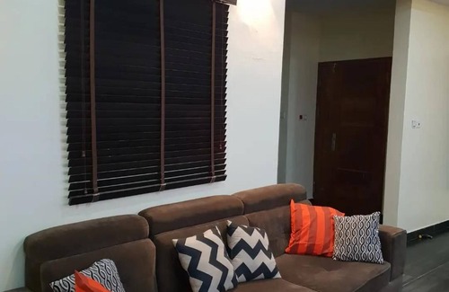 Ofin Casa | Lovely 3-bed House in Lekki , Terrace , ac ,wifi