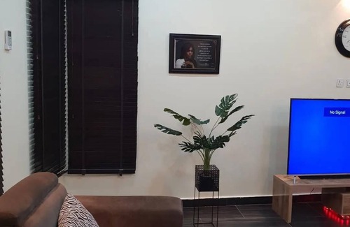 Ofin Casa | Lovely 3-bed House in Lekki , Terrace , ac ,wifi