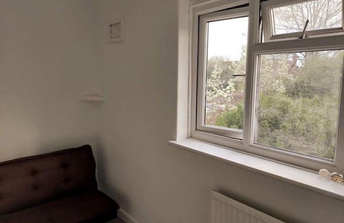Kew Casa | Lovely 3 bed terraced family house