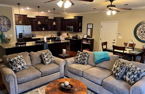 Amistad National Recreational Area Condominio | Lovely 3 bedroom condo with pool on Lake Amistad