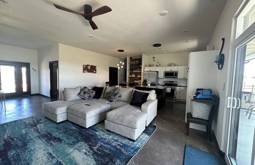 Hot Springs Casa | Lovely 3-bedroom house by Angustora with many activities for your entire group