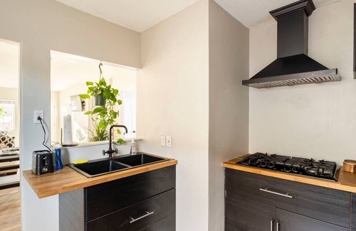 Logan Heights Apartamento | Lovely 3 bedroom unit in the heart of San Diego