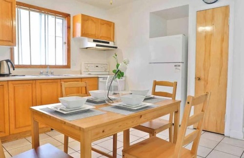 Cote-Saint-Paul Casa | Lovely 3-BR entire home Monthly Stay Walk to Metro