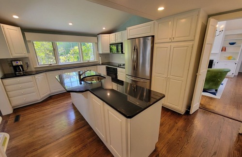 North Chatham Casa | Lovely 3 BR Home in Harbor Coves, North Chatham...Peaceful Setting!