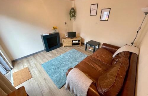 Alfreton Casa | Lovely 3BD Home in the Heart of Morton