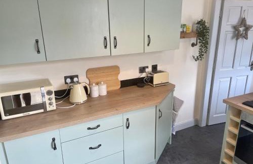 Alfreton Casa | Lovely 3BD Home in the Heart of Morton