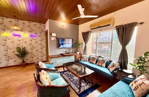 Juhu Apartamento | Lovely 3BHK Serviced Apt near ISKCON Temple, Juhu Mumbai