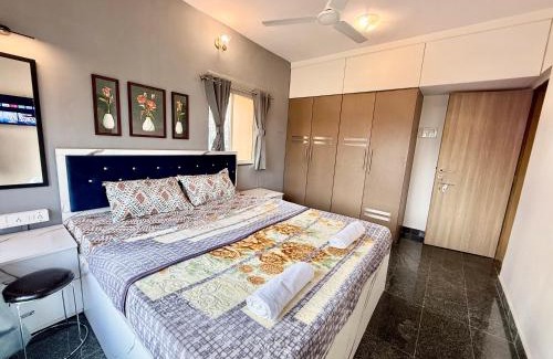 Juhu Apartamento | Lovely 3BHK Serviced Apt near ISKCON Temple, Juhu Mumbai