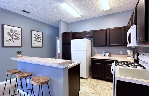 Crescent Lakes Casa | Lovely 4 Bed 3 Bath Pool Home with Spa-5330CVL