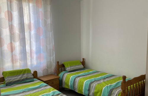 Quartier Sapins-Chatelet-Lombardie Apartamento | Lovely 4 bedroom apartment with free parking