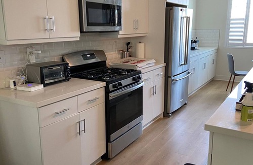 Platinum Triangle Casa | Lovely 4 bedroom close to Disney and Stadiums