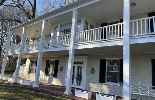 Owings Mills Casa | Lovely 4-bedroom estate in brilliant Owings Mills 23 miles from John Hopkins