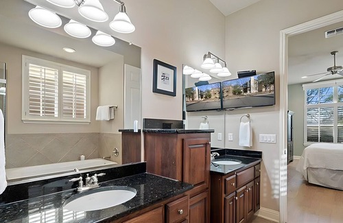Mueller Casa | Lovely 4 Bedroom Home Situated in the Original Part of Mueller, Austin