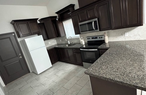 Yuma Casa | Lovely 4-bedroom house in charming Yuma with AC