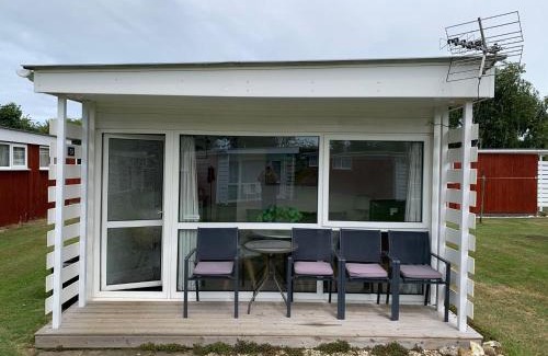 Heacham Chalet De Esquí | Lovely 4 Berth Chalet At Cedar Springs Park In Heacham, Norfolk Ref 92031Cs