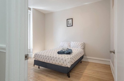 Mile End Apartamento | Lovely 4BedR in the heart of Mile-End ~ FREE Parking