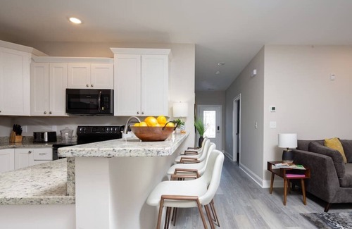 Myrtle Beach Apartamento | Lovely 4BR King Beds Steps To Beach & Pier #F