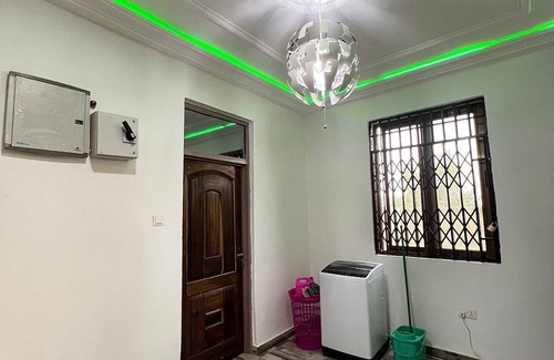 Nopendaw Casa | Lovely 5-Bed House Getaway Duplex in Accra
