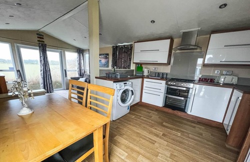 Scratby Casa | Lovely 6 berth caravan in seaside village of Scratby, Norfolk ref 19124S