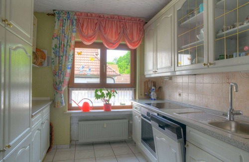 Schwalenberg Apartamento | Hermoso apartamento para 4 personas con WIFI, TV, patio y mascotas permitida