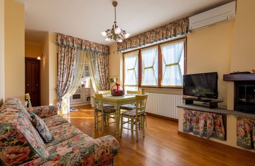 Castagnole Monferrato Apartamento | Precioso apartamento para 4 personas con WIFI, A/C, TV y terraza