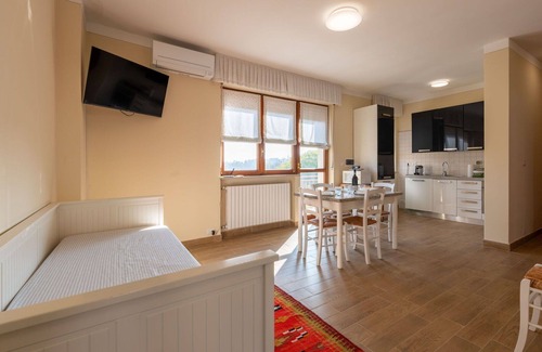 Castagnole Monferrato Apartamento | Acogedor apartamento para 5 personas con A/C, WIFI, TV y terraza