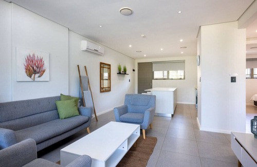 Hillhead Apartamento | Lovely and Light Garden Home 102