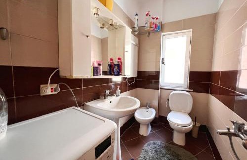 Blloku Apartamento | Lovely and warm two bedroom apartament in Tirana