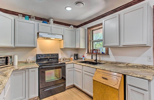 Atoka Casa | Lovely 'Anna Fink House' w/ Patio & Fire Pit