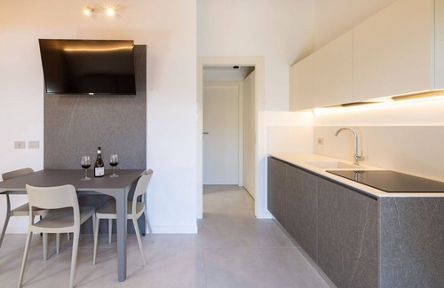 Cividale del Friuli Apartamento | Precioso apartamento para 4 personas con WIFI, A/C, TV, balcón y mascotas permitida