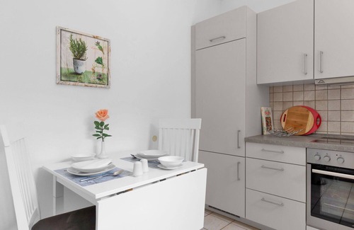 Warwerort Apartamento | Hermoso apartamento para 6 personas con WIFI, TV, terraza, mascotas permitida y aparcamiento