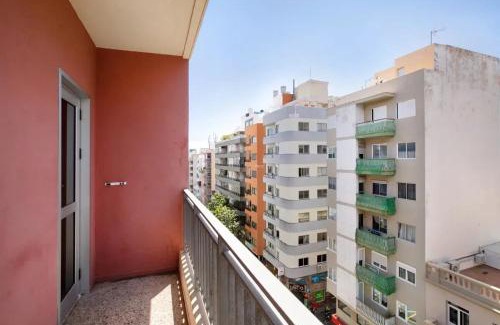 Santa Cruz de Tenerife Apartamento | Lovely apartment in Santa Cruz de Tenerife 72 m² near beaches