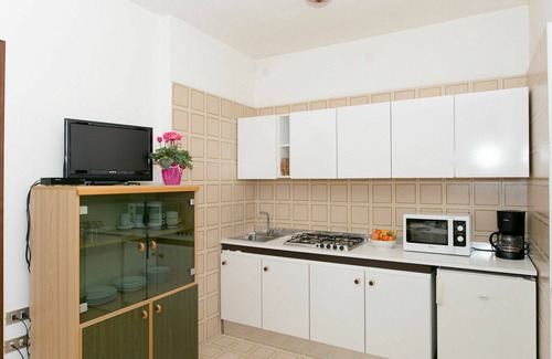 Frader Apartamento | Bonito apartamento para 5 personas con A/C, piscina, WIFI, TV, terraza y aparcamiento