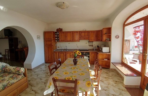 Fiaiano Apartamento | Precioso apartamento para 9 personas con WIFI, A/C, TV, terraza y aparcamiento