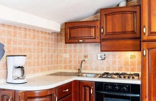 Diano Castello Apartamento | Precioso apartamento con piscina, WIFI, TV, terraza, mascotas permitida y aparcamiento