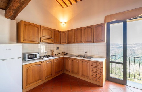 Montebonello Apartamento | Precioso apartamento con WIFI, piscina, A/C, TV, mascotas permitida, vista panorámica, aparcamiento