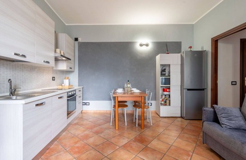 Portacomaro Apartamento | Apartamento con WIFI, piscina, A/C, terraza, mascotas permitida, vista panorámica, aparcamiento