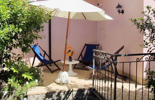 Stellanello Apartamento | Lovely apartment for 5 guests with TV, terrace, pets allowed and parking