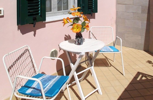 Stellanello Apartamento | Lovely apartment for 5 guests with TV, terrace, pets allowed and parking