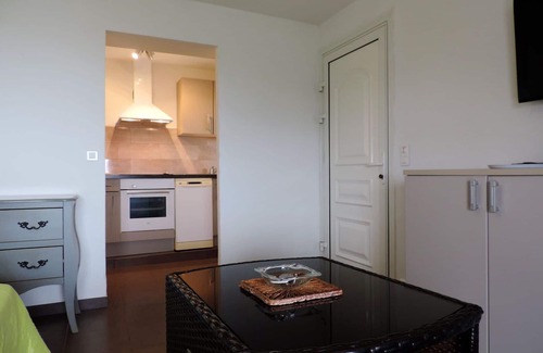 Partinello Apartamento | Precioso apartamento con WIFI, A/C, TV, patio, mascotas permitida, vista panorámica y aparcamiento