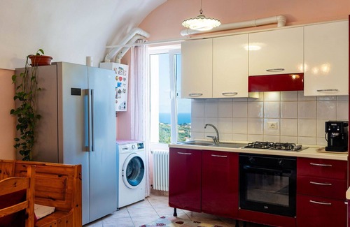 Castellaro Apartamento | Hermoso apartamento para 4 personas con WIFI y mascotas permitida